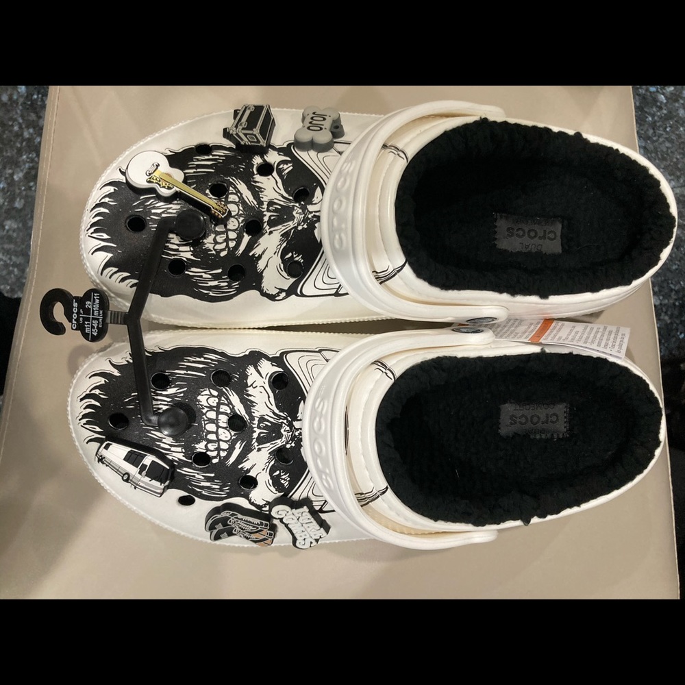 LUKE COMBS CLASSIC LINED CROCS men’s size 11